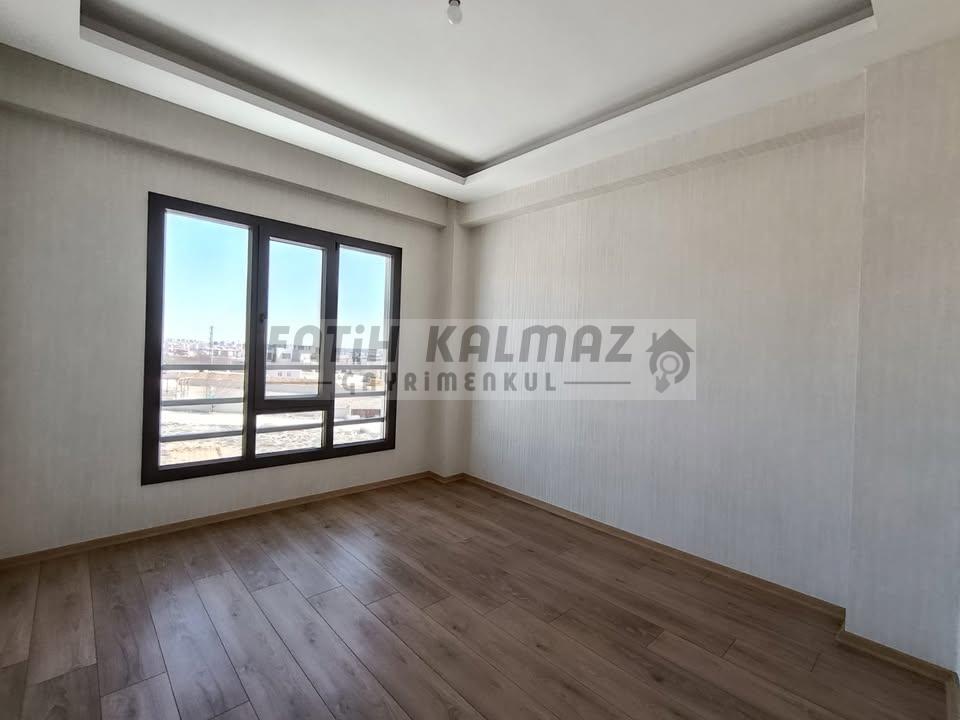 Konya Selçuklu S. Eyyubi Mahallesi’nde Satılık 4+1 AraKat Daire – 170 m², Kızartma Mutfaklı