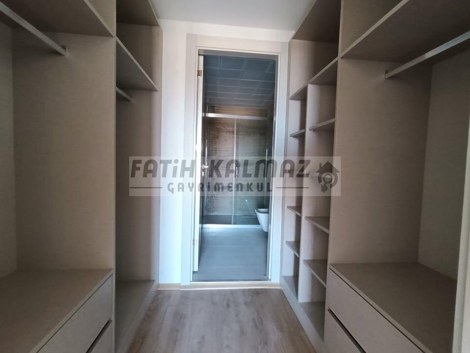 Konya Selçuklu S. Eyyubi Mahallesi’nde Satılık 4+1 AraKat Daire – 170 m², Kızartma Mutfaklı