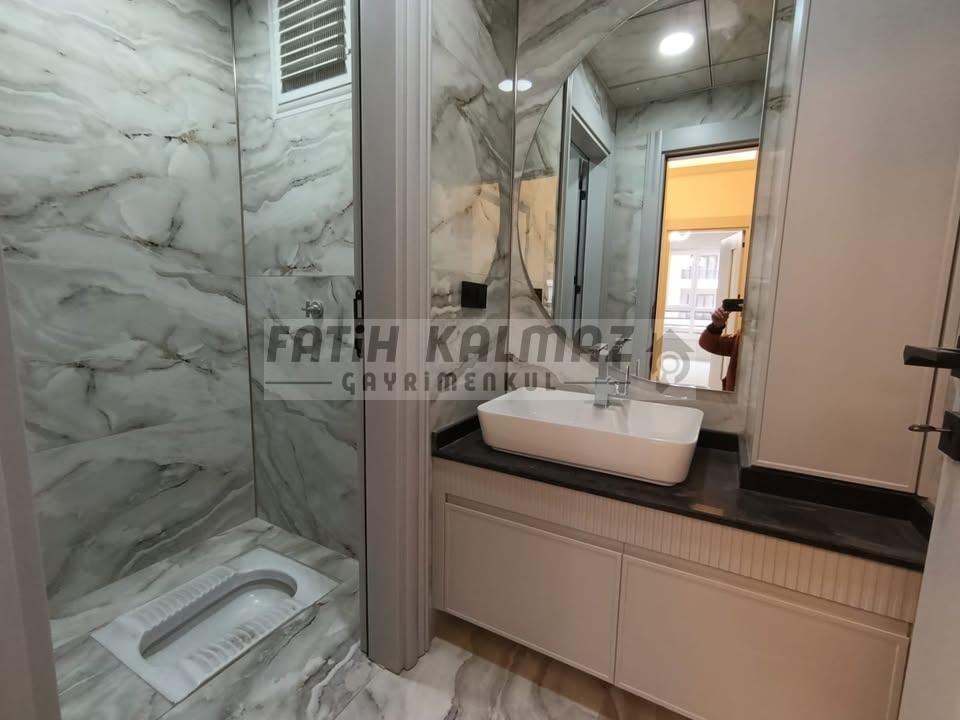 Karatay'da Yeni Yapı 2+1 Satılık Daire | Geniş Metrekare | Aile Yaşamına Uygun