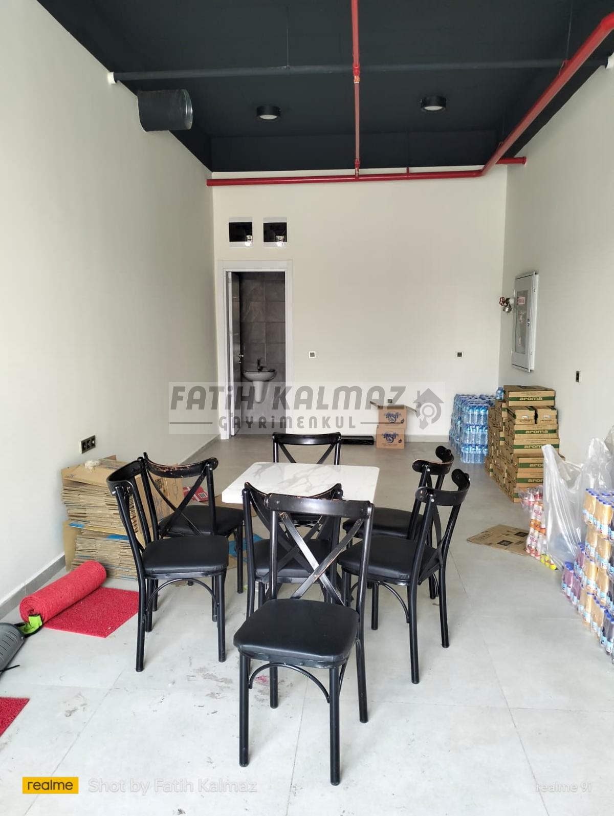 Konya Karatay Fetih Mahallesi Ahmet Hamdi Göğüş Cad. Kiralık 33 m² I Dükkan&Mağaza