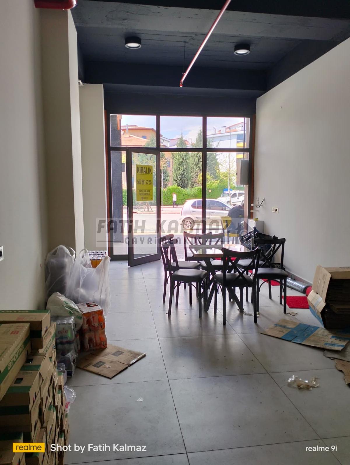 Konya Karatay Fetih Mahallesi Ahmet Hamdi Göğüş Cad. Kiralık 33 m² I Dükkan&Mağaza