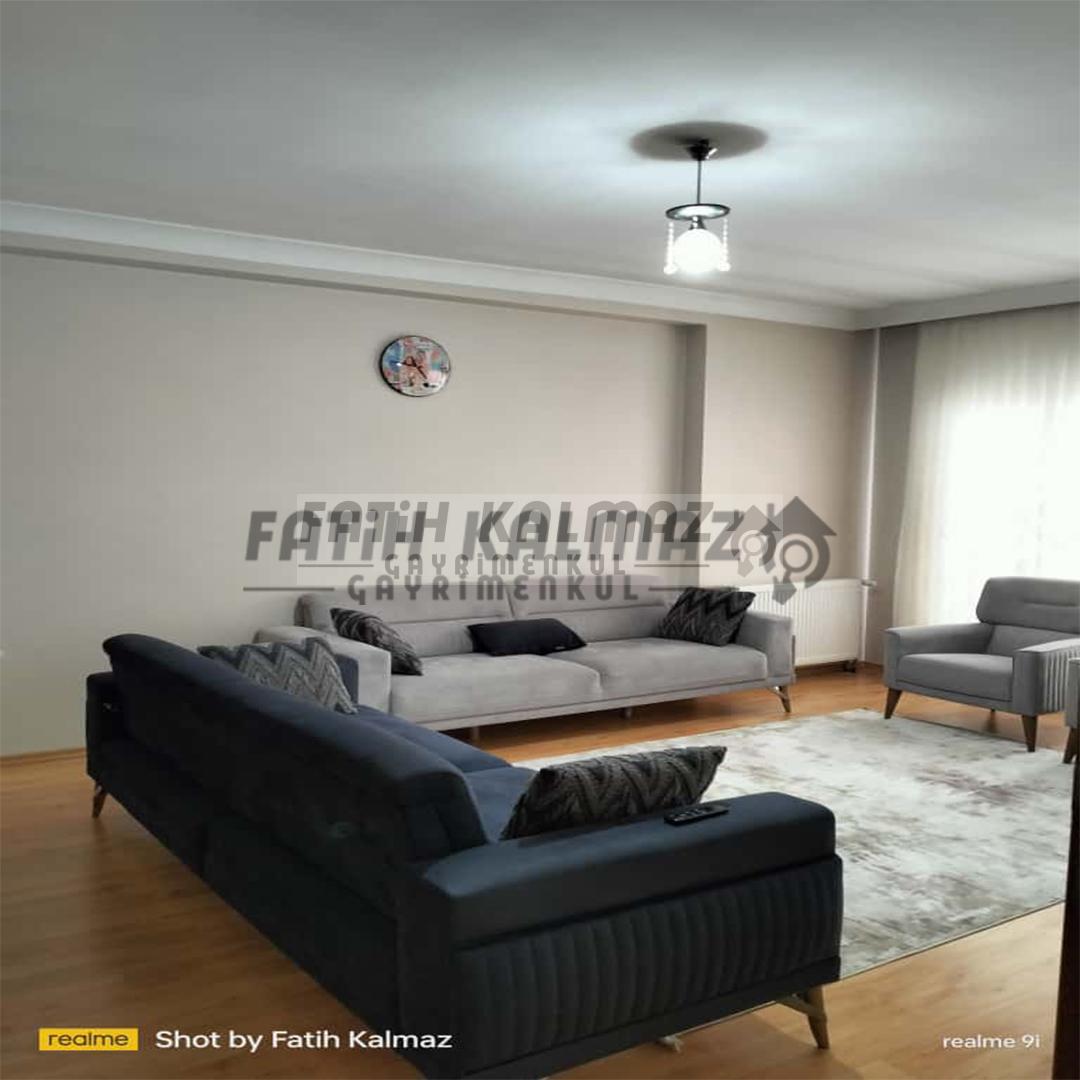 Konya Selçuklu Hacıkaymak Mahallesi’nde Satılık 3+1 AraKat Daire – 165 m², Site İçi