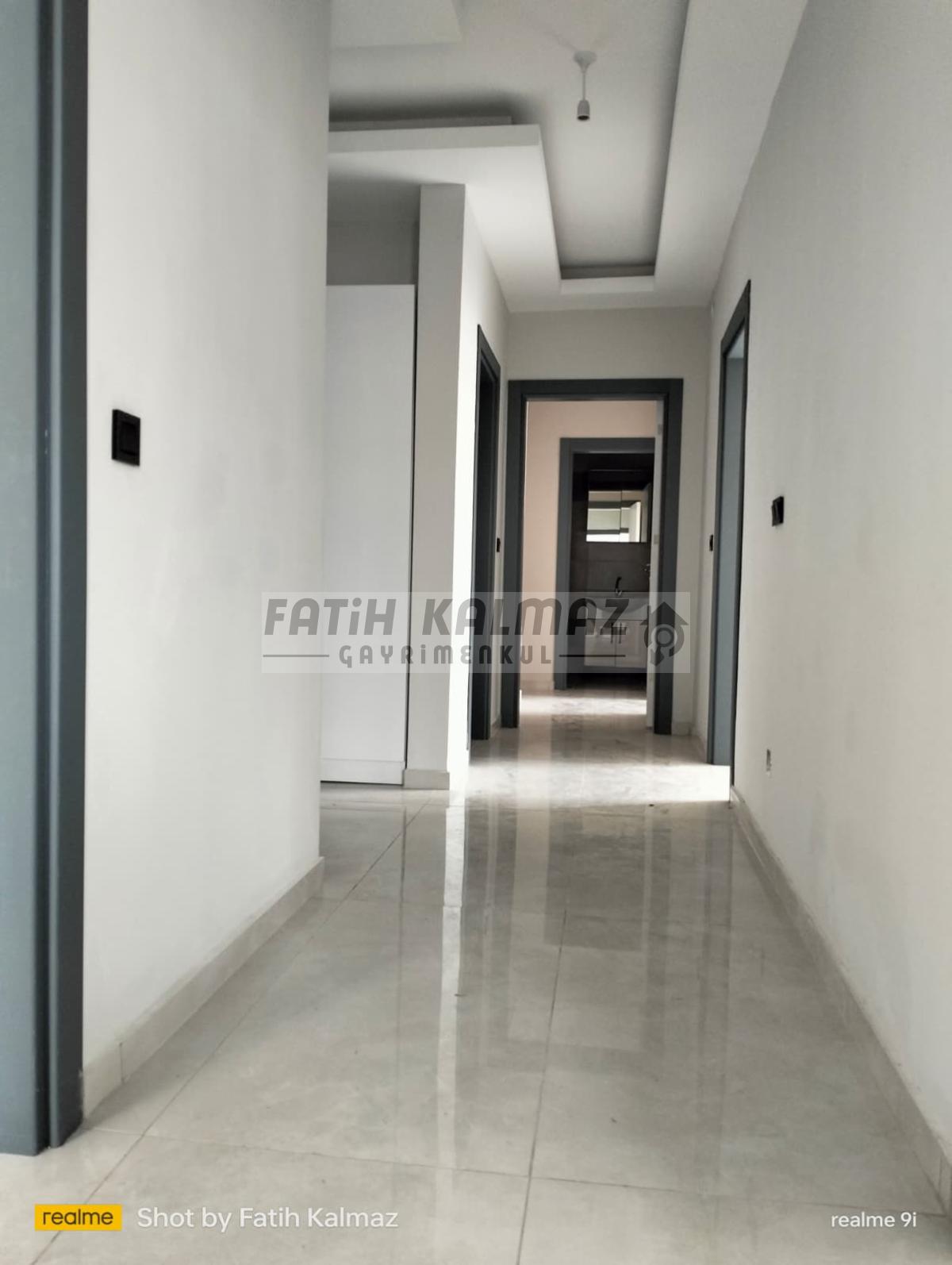 Konya Karatay Erenler Mahallesi’nde Satılık 3+1 GirişKat Daire – 150 m², Site İçi