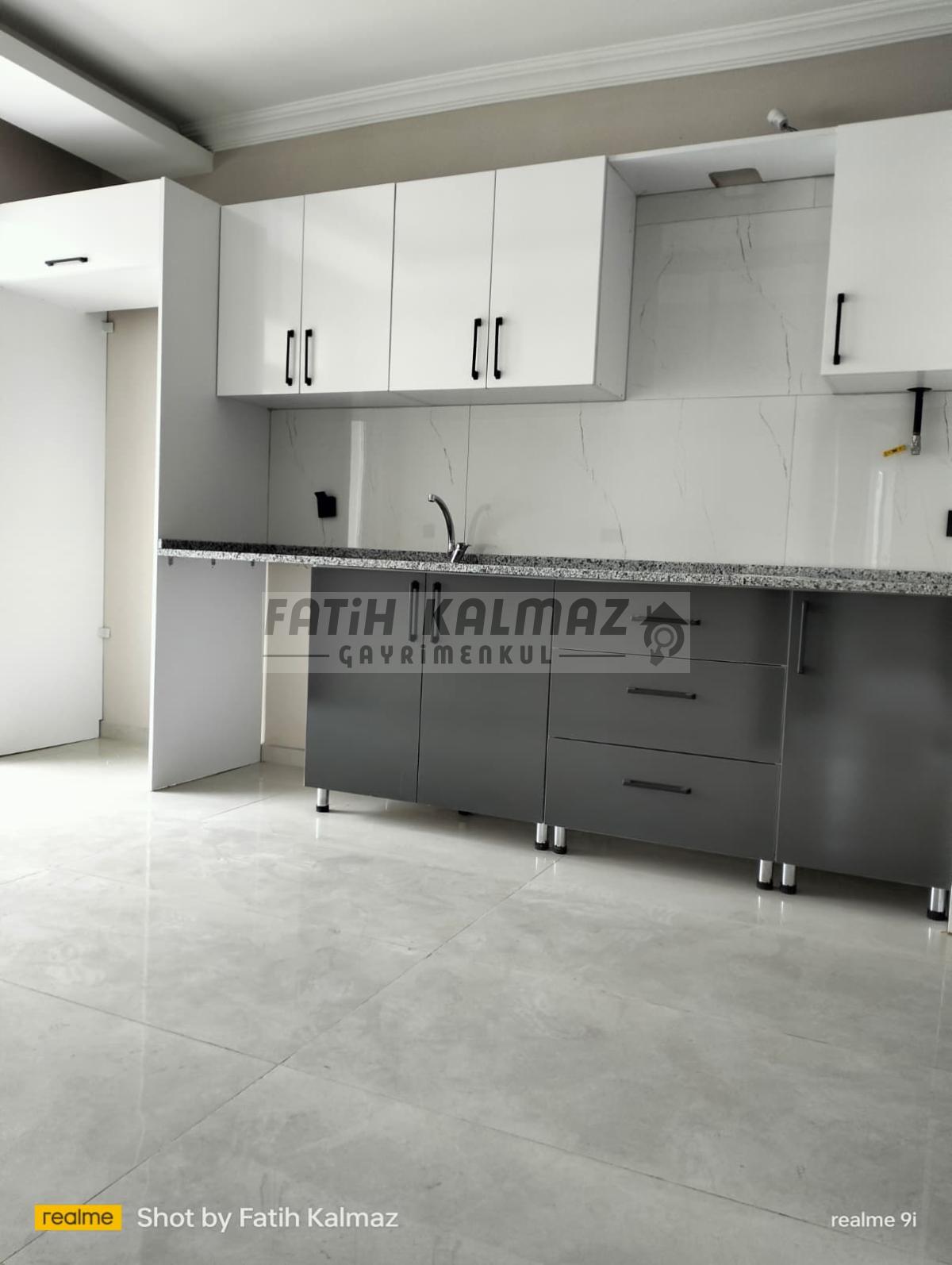 Konya Karatay Erenler Mahallesi’nde Satılık 3+1 GirişKat Daire – 150 m², Site İçi
