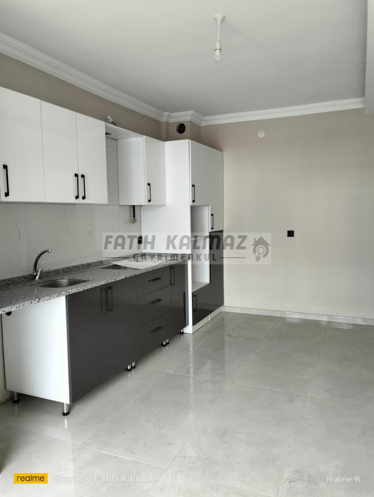 Konya Karatay Erenler Mahallesi’nde Satılık 3+1 GirişKat Daire – 150 m², Site İçi
