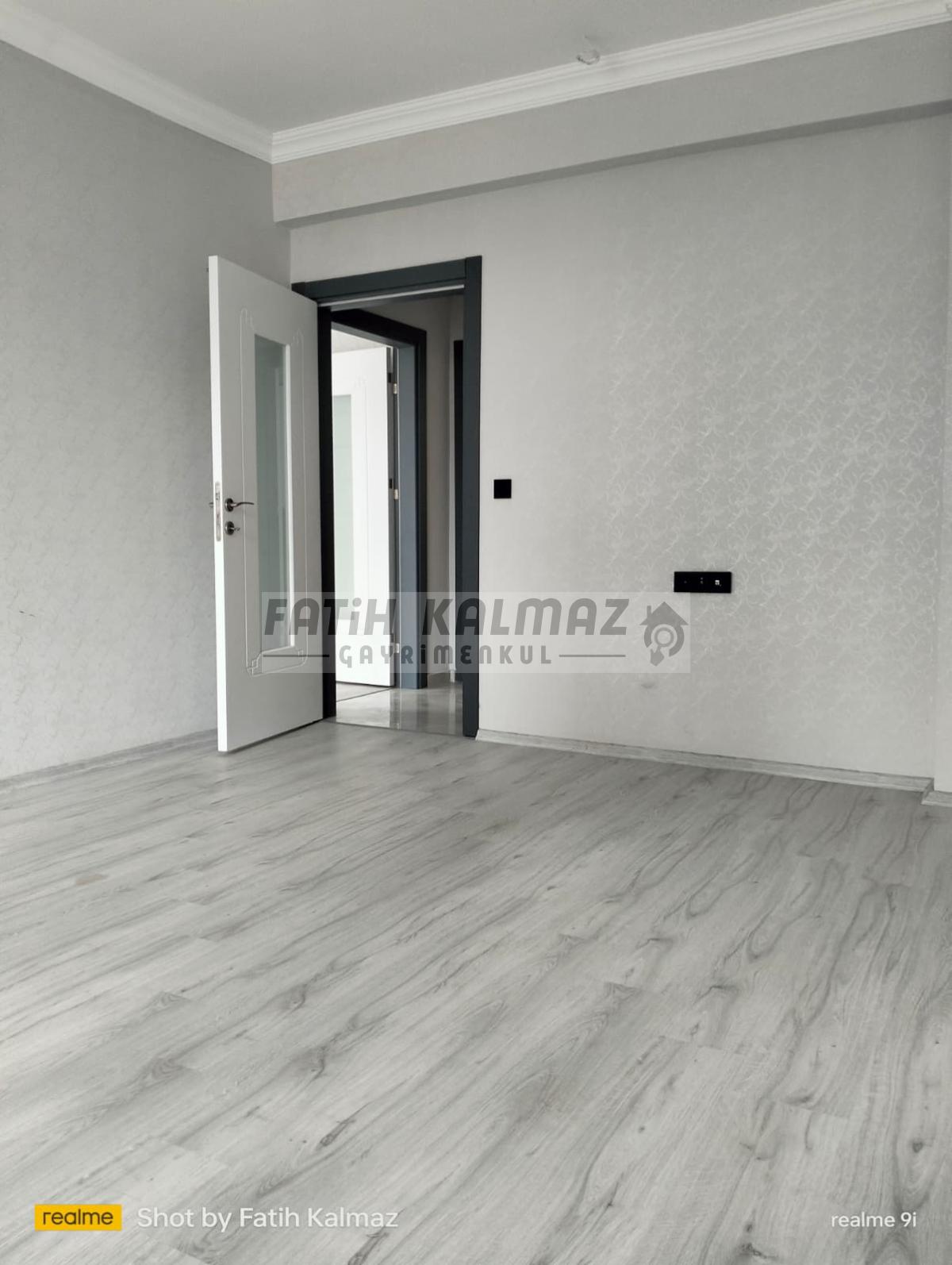 Konya Karatay Erenler Mahallesi’nde Satılık 3+1 GirişKat Daire – 150 m², Site İçi