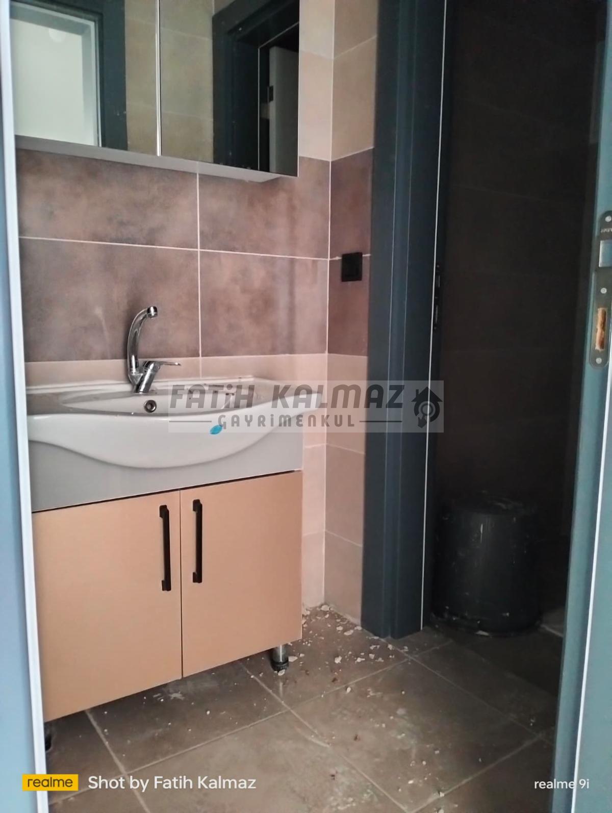 Konya Karatay Erenler Mahallesi’nde Satılık 3+1 GirişKat Daire – 150 m², Site İçi