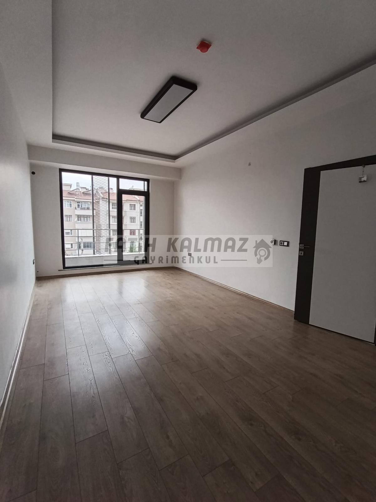 Konya Selçuklu Form Center 'da Lüks 2+1 Ofis I 118 m2