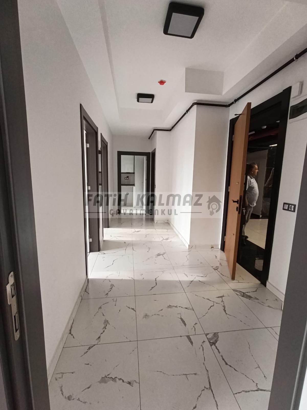 Konya Selçuklu Form Center 'da Lüks 2+1 Ofis I 118 m2