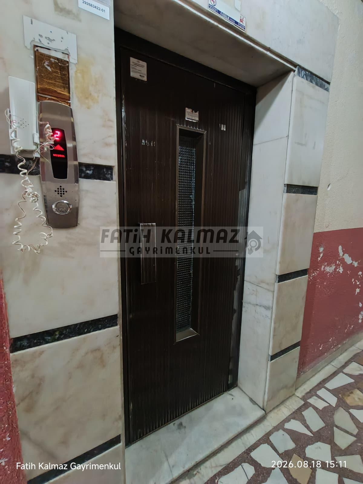 Konya Selçuklu Bedir Mahallesi’nde Satılık 3+1 GirişKat Daire – 145 m² I Zembilli Caddesi Üzerinde