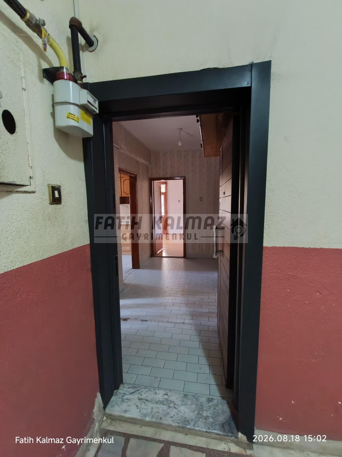 Konya Selçuklu Bedir Mahallesi’nde Satılık 3+1 GirişKat Daire – 145 m² I Zembilli Caddesi Üzerinde