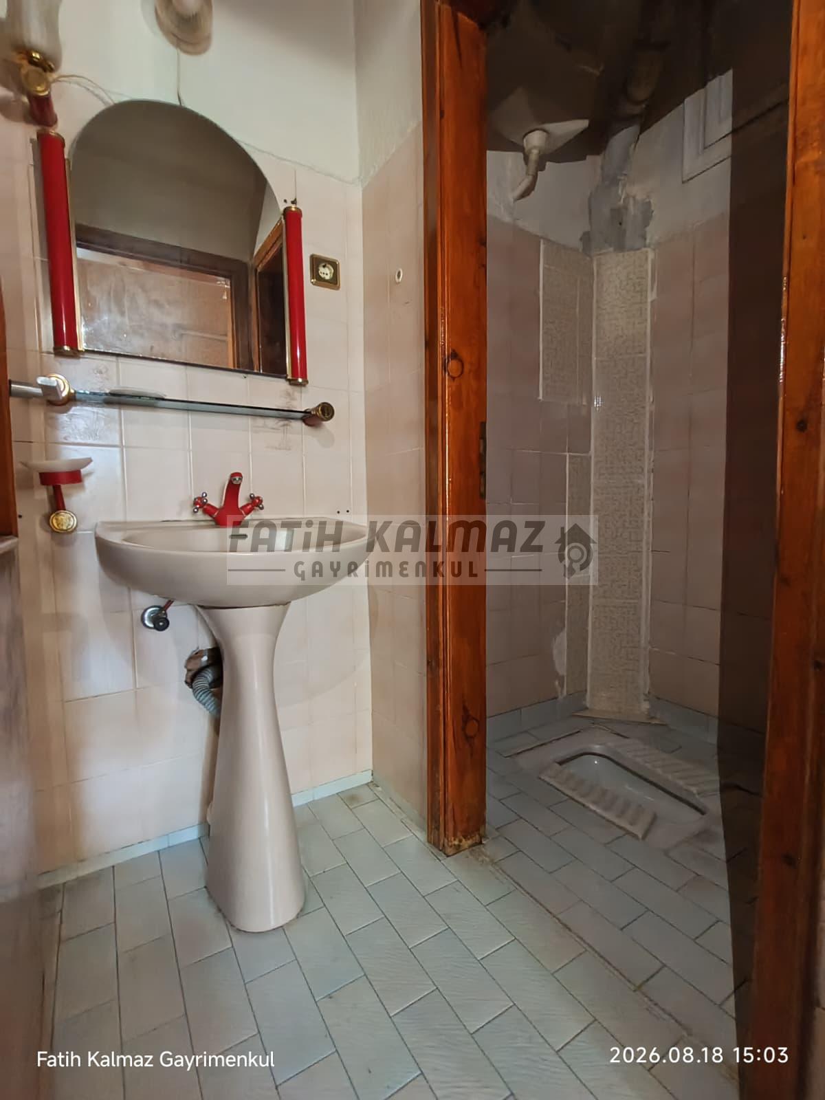 Konya Selçuklu Bedir Mahallesi’nde Satılık 3+1 GirişKat Daire – 145 m² I Zembilli Caddesi Üzerinde