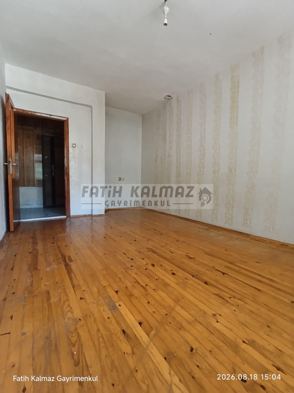 Konya Selçuklu Bedir Mahallesi’nde Satılık 3+1 GirişKat Daire – 145 m² I Zembilli Caddesi Üzerinde