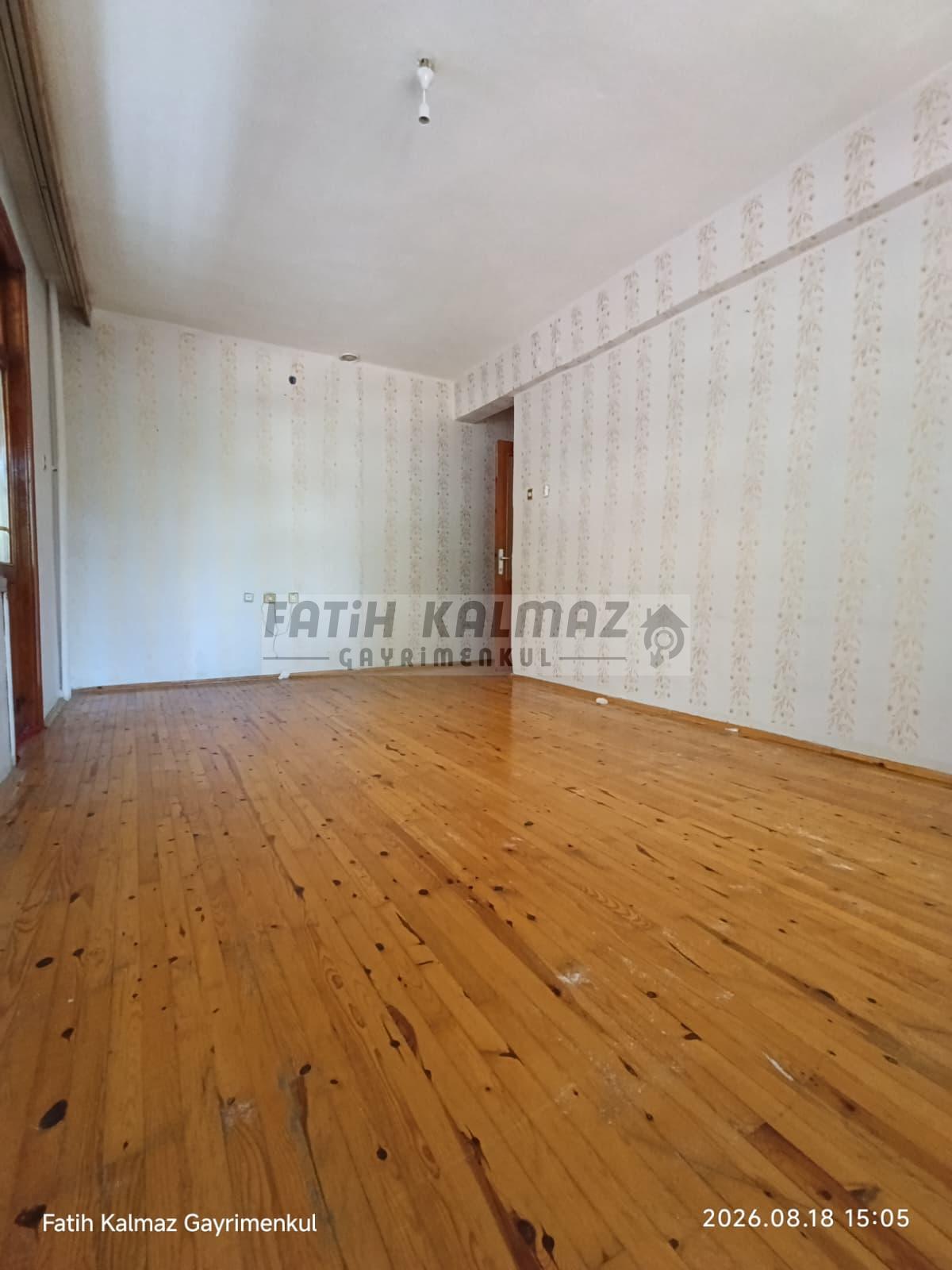 Konya Selçuklu Bedir Mahallesi’nde Satılık 3+1 GirişKat Daire – 145 m² I Zembilli Caddesi Üzerinde