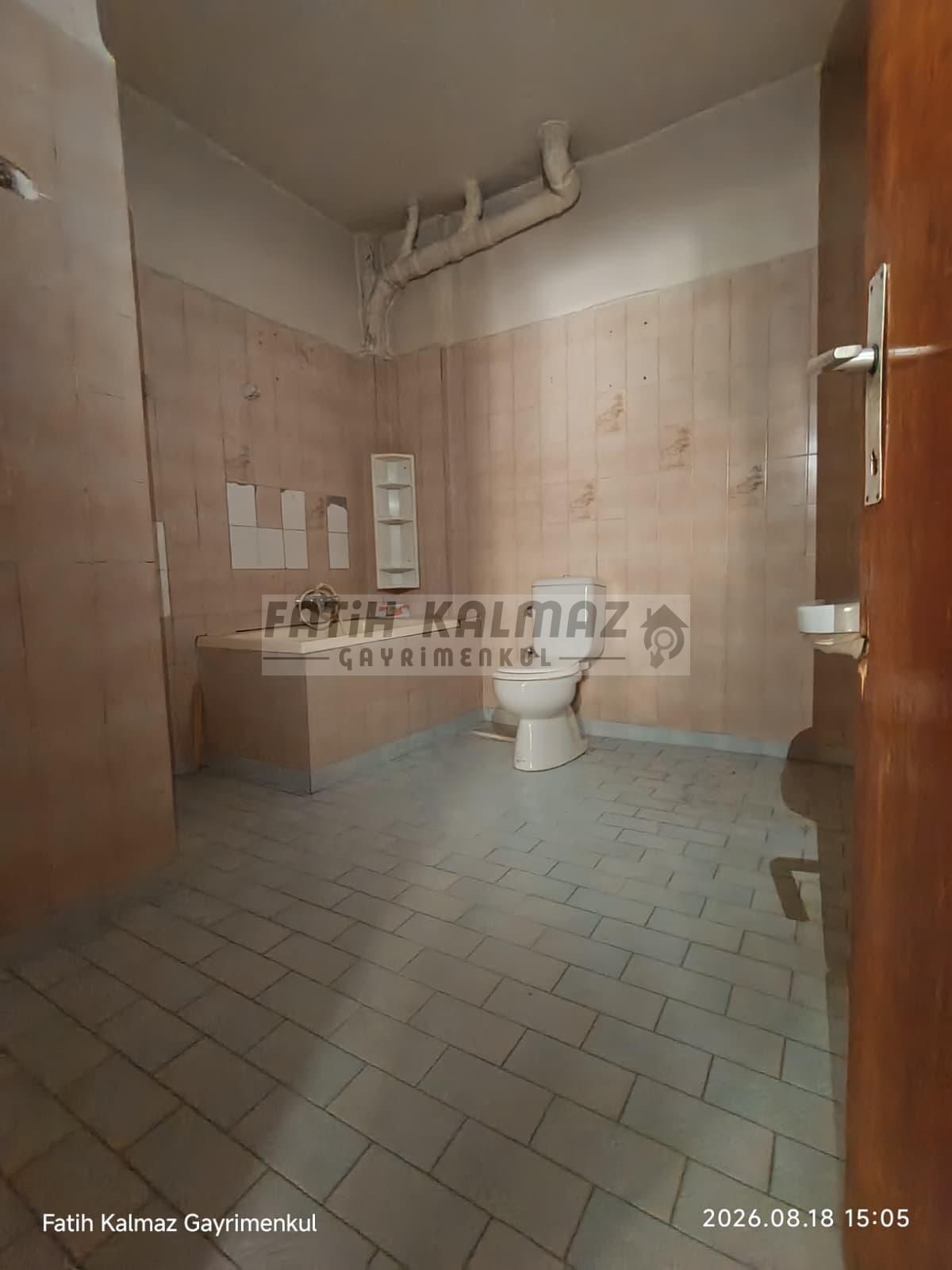 Konya Selçuklu Bedir Mahallesi’nde Satılık 3+1 GirişKat Daire – 145 m² I Zembilli Caddesi Üzerinde