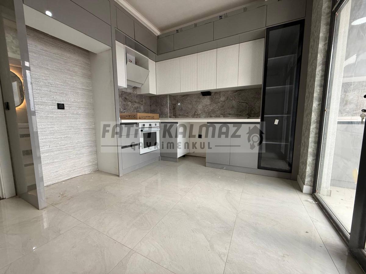 Konya Selçuklu Selehaddin Eyyubi Mahallesi’nde Satılık Bina – 3 Kat - 3 Daire