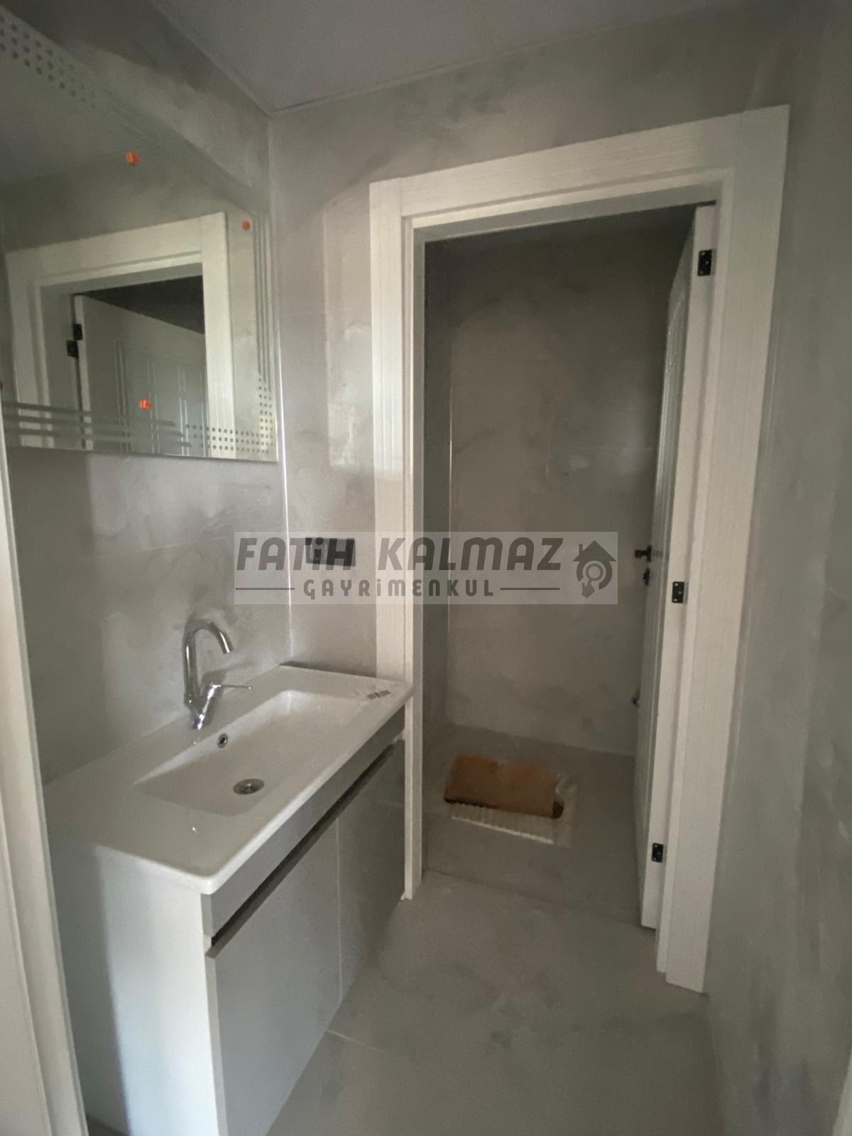 Konya Meram Uluğbey Mahallesi’nde Satılık 3+1 AraKat Daire – 160 m², Kızartma Mutfaklı