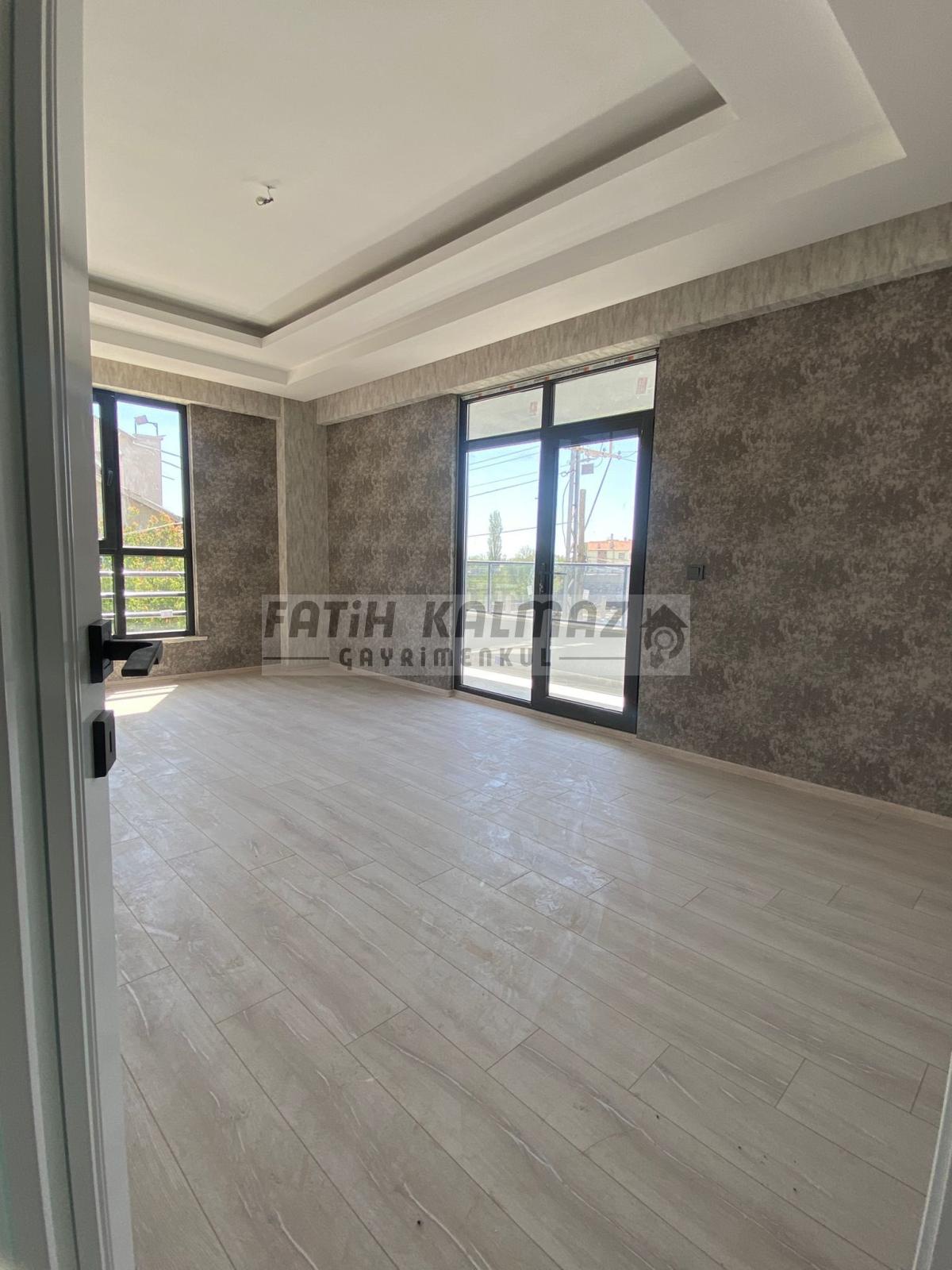 Konya Meram Uluğbey Mahallesi’nde Satılık 3+1 AraKat Daire – 160 m², Kızartma Mutfaklı