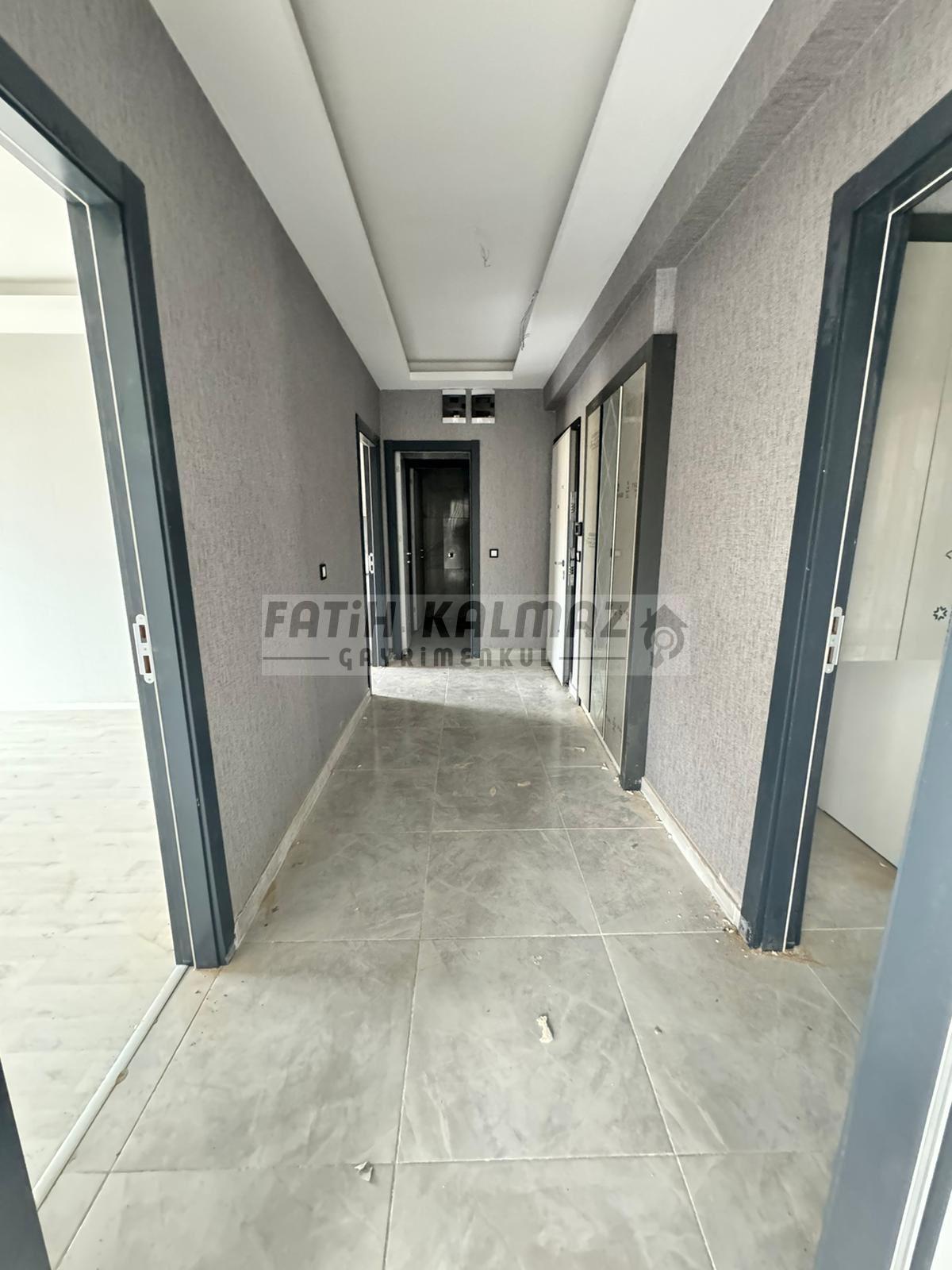 Konya Karatay Kumköprü Mahallesi’nde Satılık 3+1 AraKat Daire – 160 m², Kapalı Otoparklı