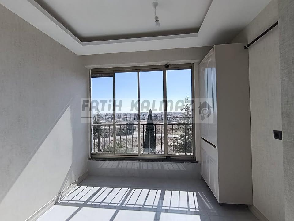 Konya Selçuklu S. Eyyubi Mahallesi’nde Satılık 3+1 AraKat Daire – 160 m², Kızartma Mutfaklı