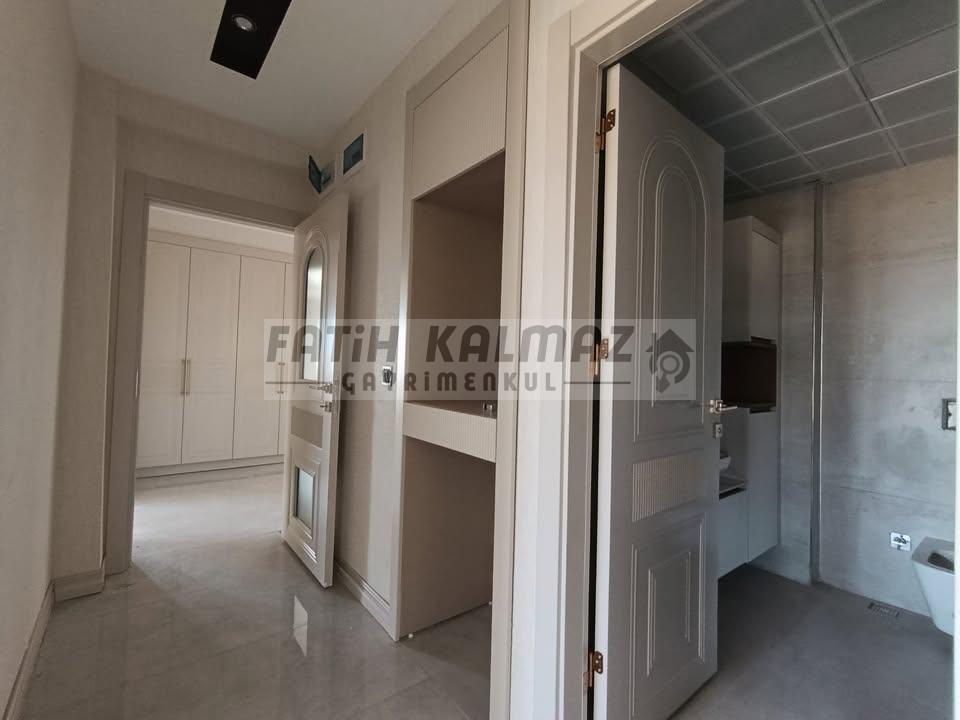 Konya Selçuklu S. Eyyubi Mahallesi’nde Satılık 3+1 AraKat Daire – 160 m², Kızartma Mutfaklı