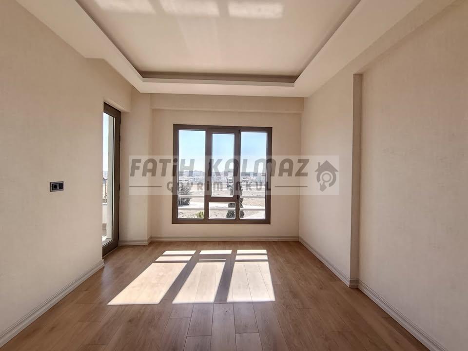 Konya Selçuklu S. Eyyubi Mahallesi’nde Satılık 3+1 AraKat Daire – 160 m², Kızartma Mutfaklı